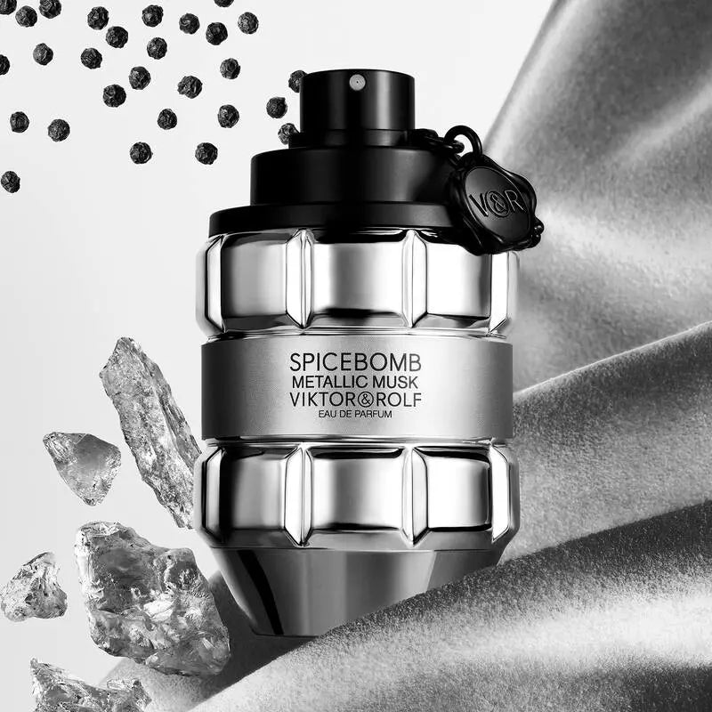 Buy Viktor & Rolf Spicebomb Metallic Musk for men Online In Pakistan | The Perfume Palette 5